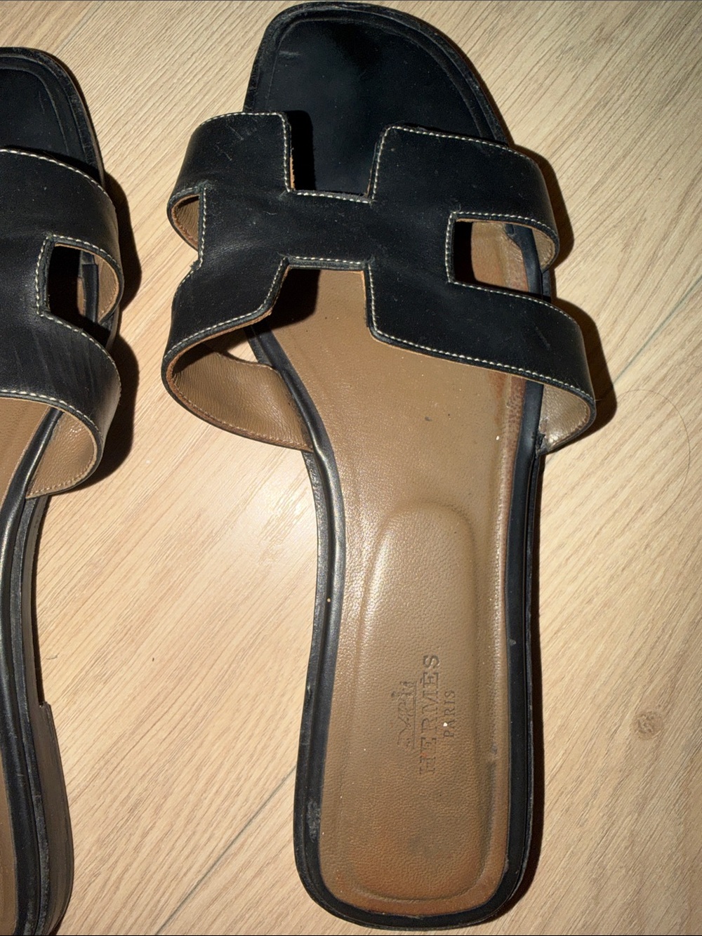 Hermes Black and Tan Oran Leather Slide Sandals - Picture 3 of 7
